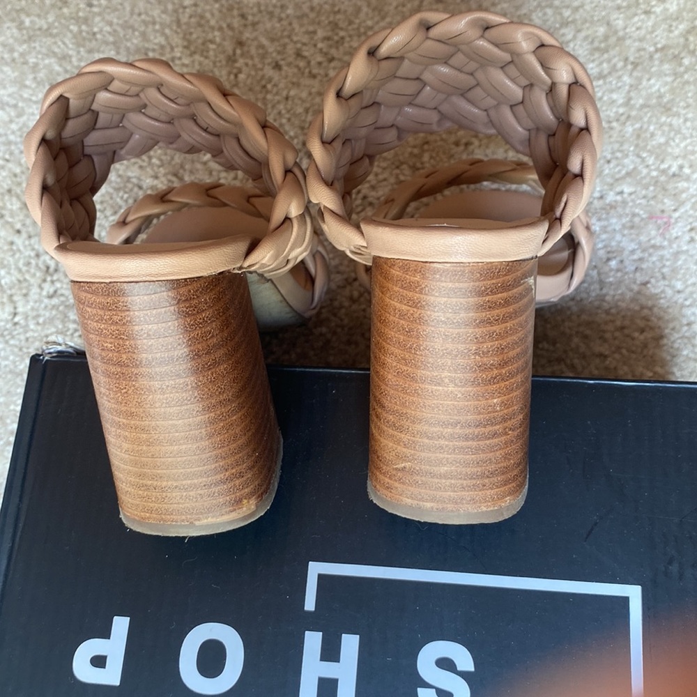 SHU SHOP Tan Eloise Heels - Picture 3 of 4